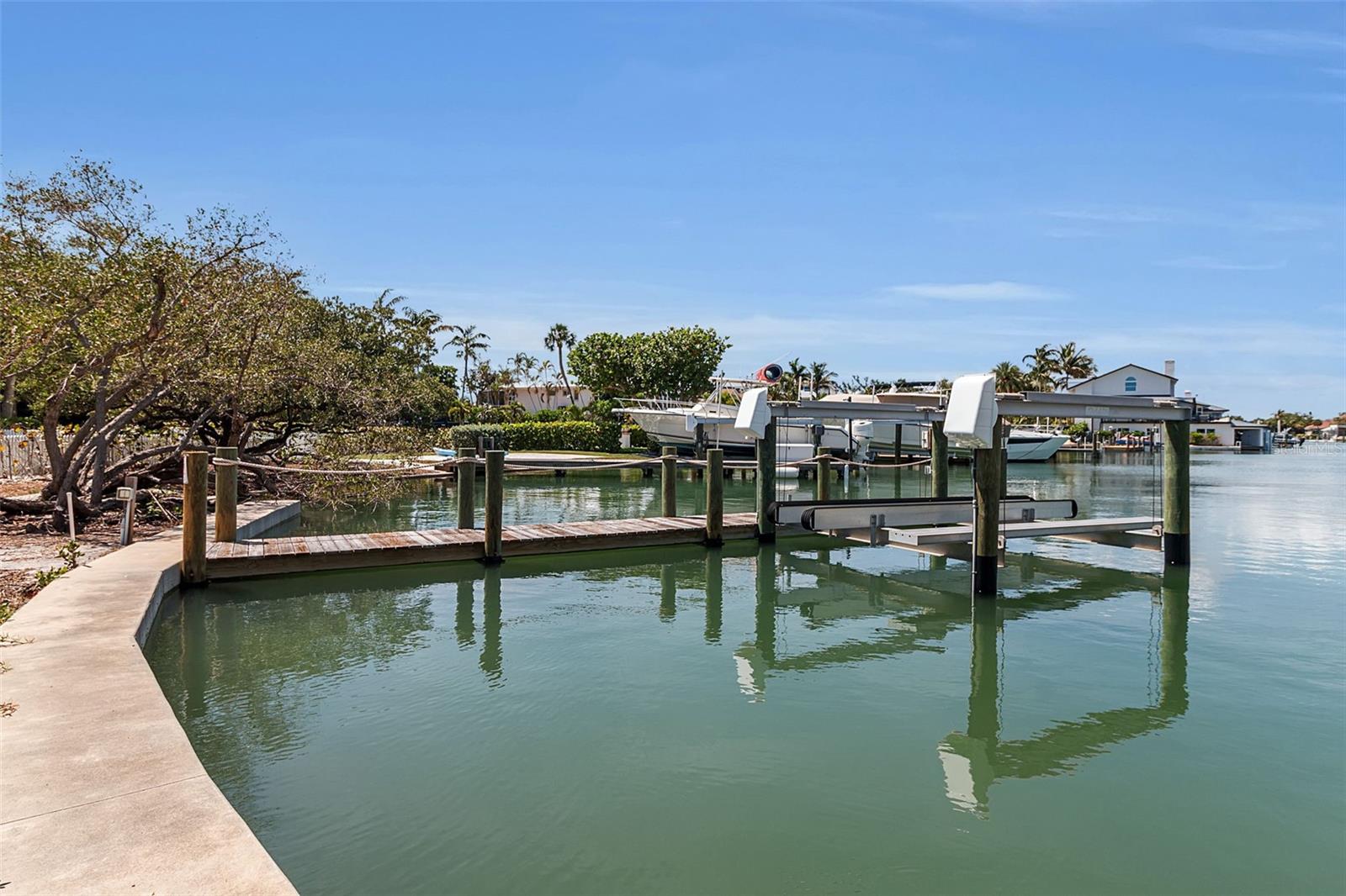 0 ROBERTS POINT RD, SARASOTA, FL, 34242