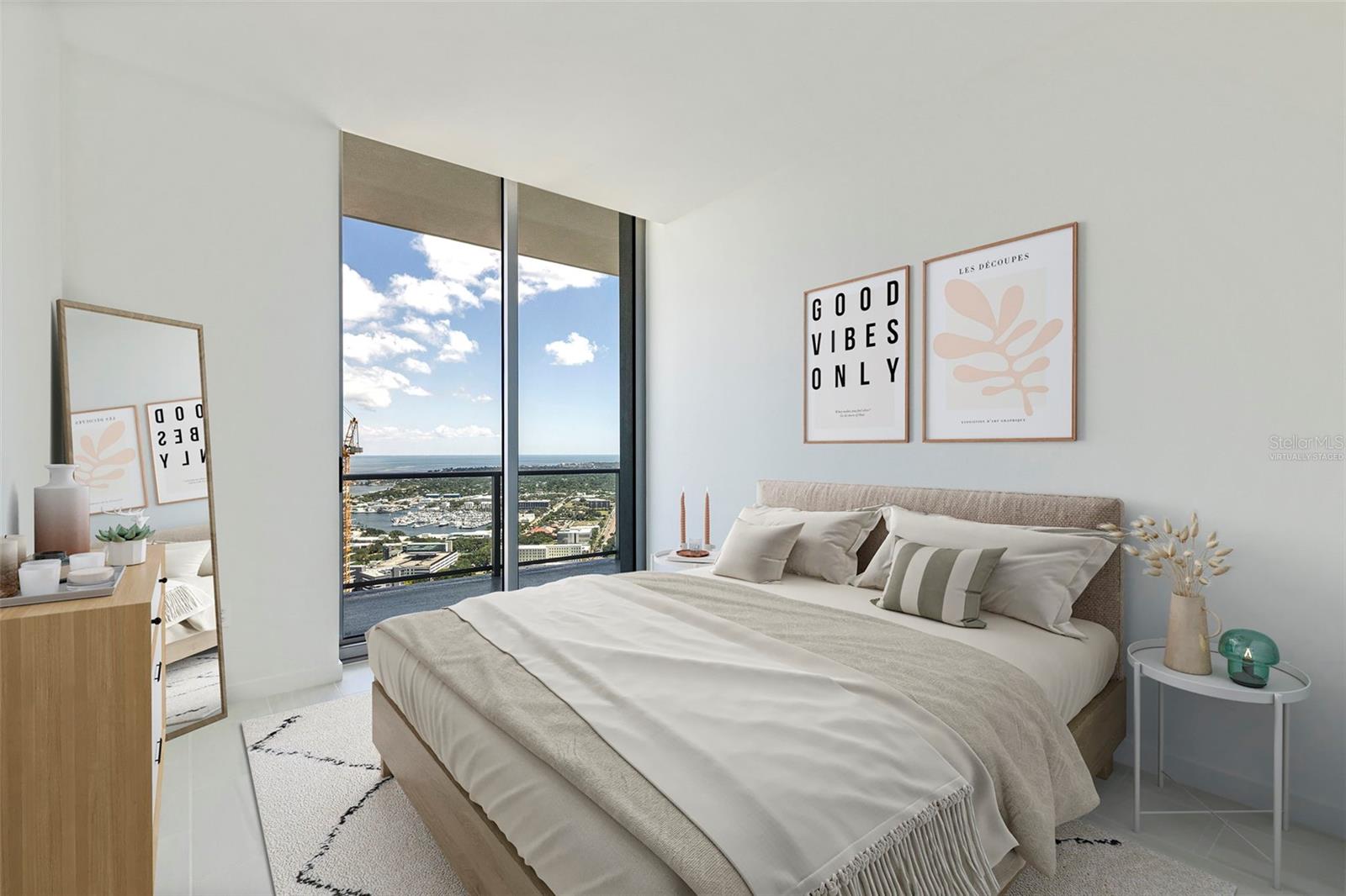 400 CENTRAL AVE #3906, ST PETERSBURG, FL, 33701