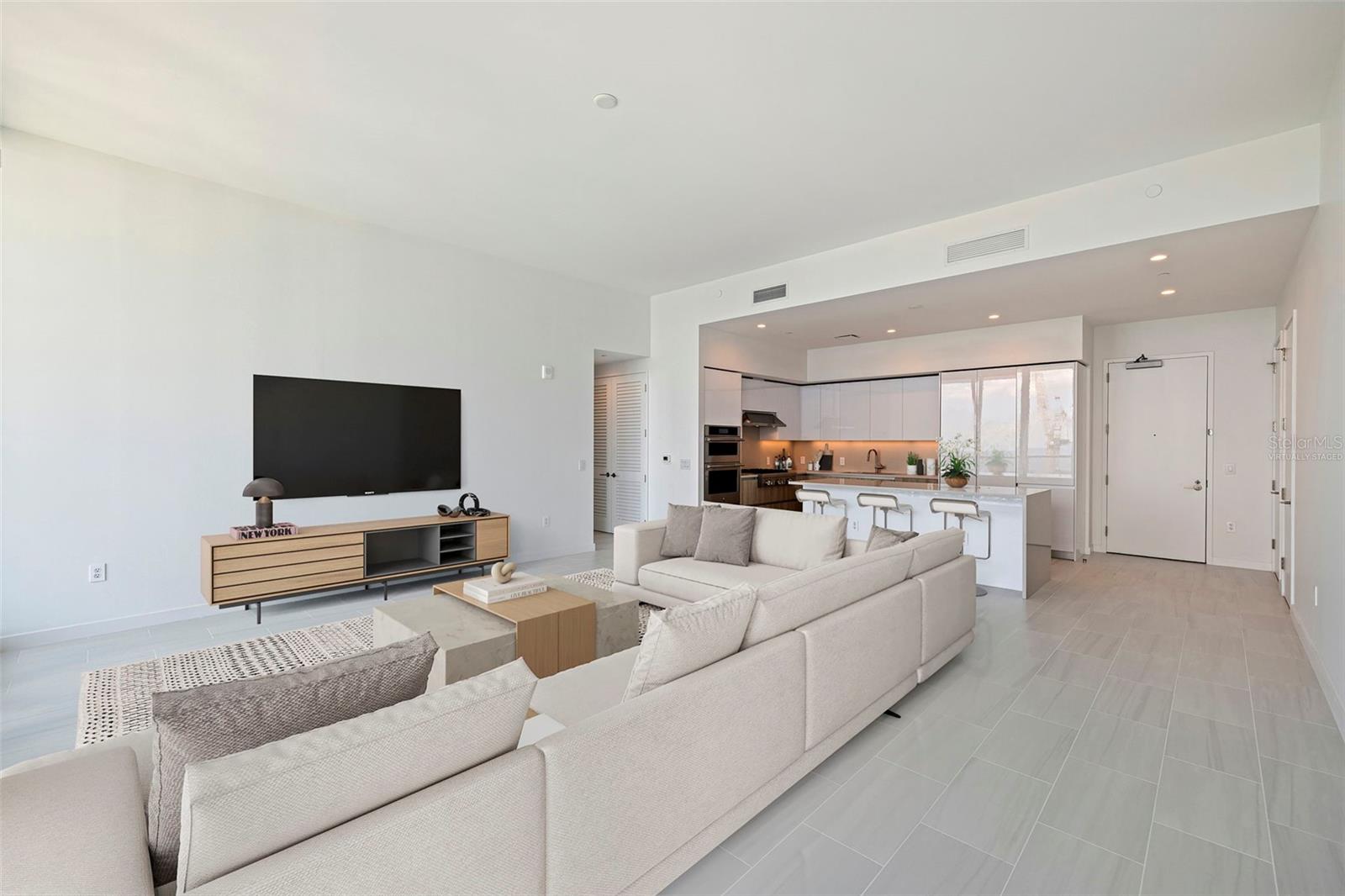 400 CENTRAL AVE #3906, ST PETERSBURG, FL, 33701