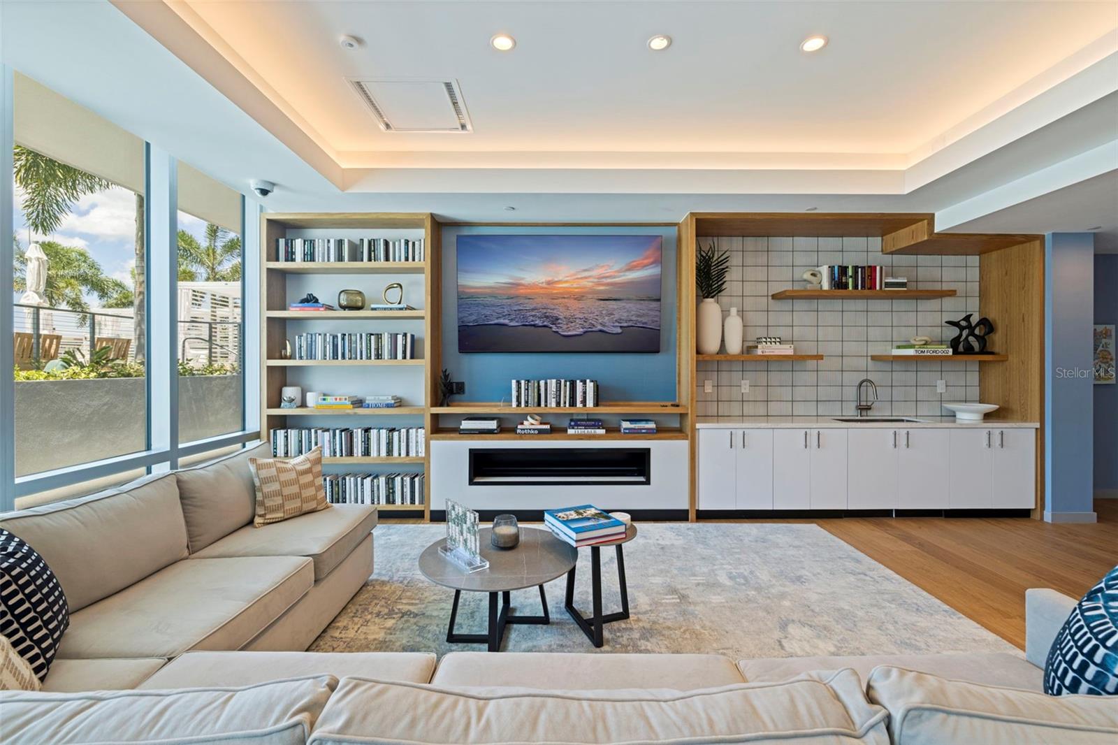 400 CENTRAL AVE #3906, ST PETERSBURG, FL, 33701