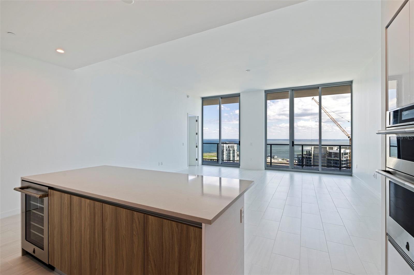 400 CENTRAL AVE #3906, ST PETERSBURG, FL, 33701