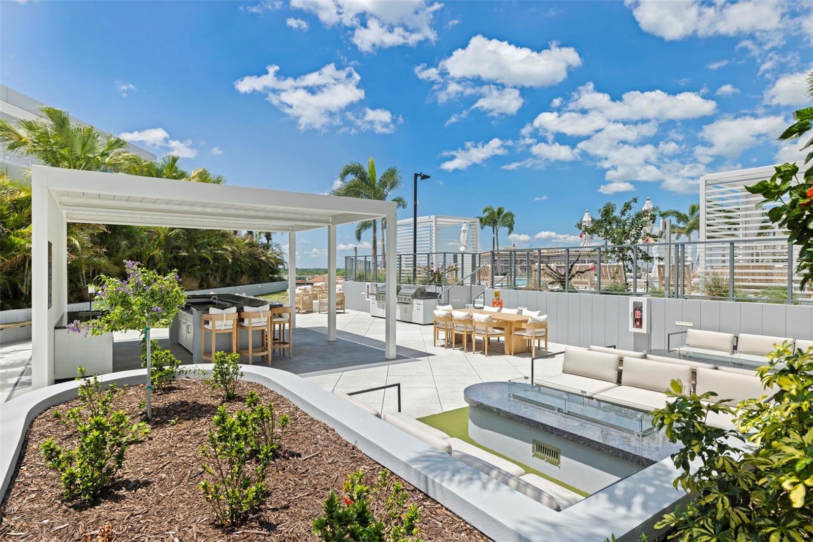 400 CENTRAL AVE #3906, ST PETERSBURG, FL, 33701