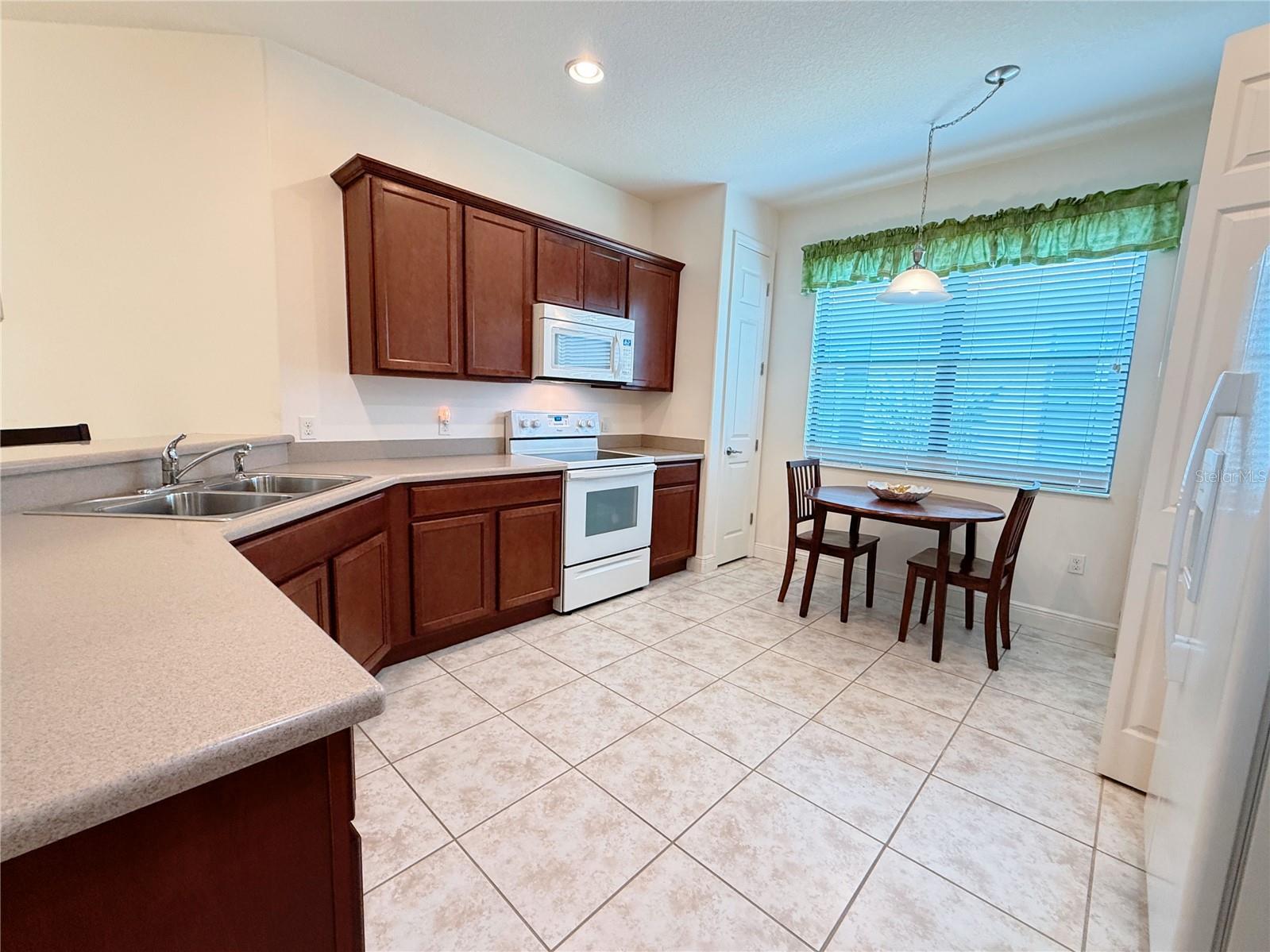 716 GRAND CANAL DR, POINCIANA, FL, 34759