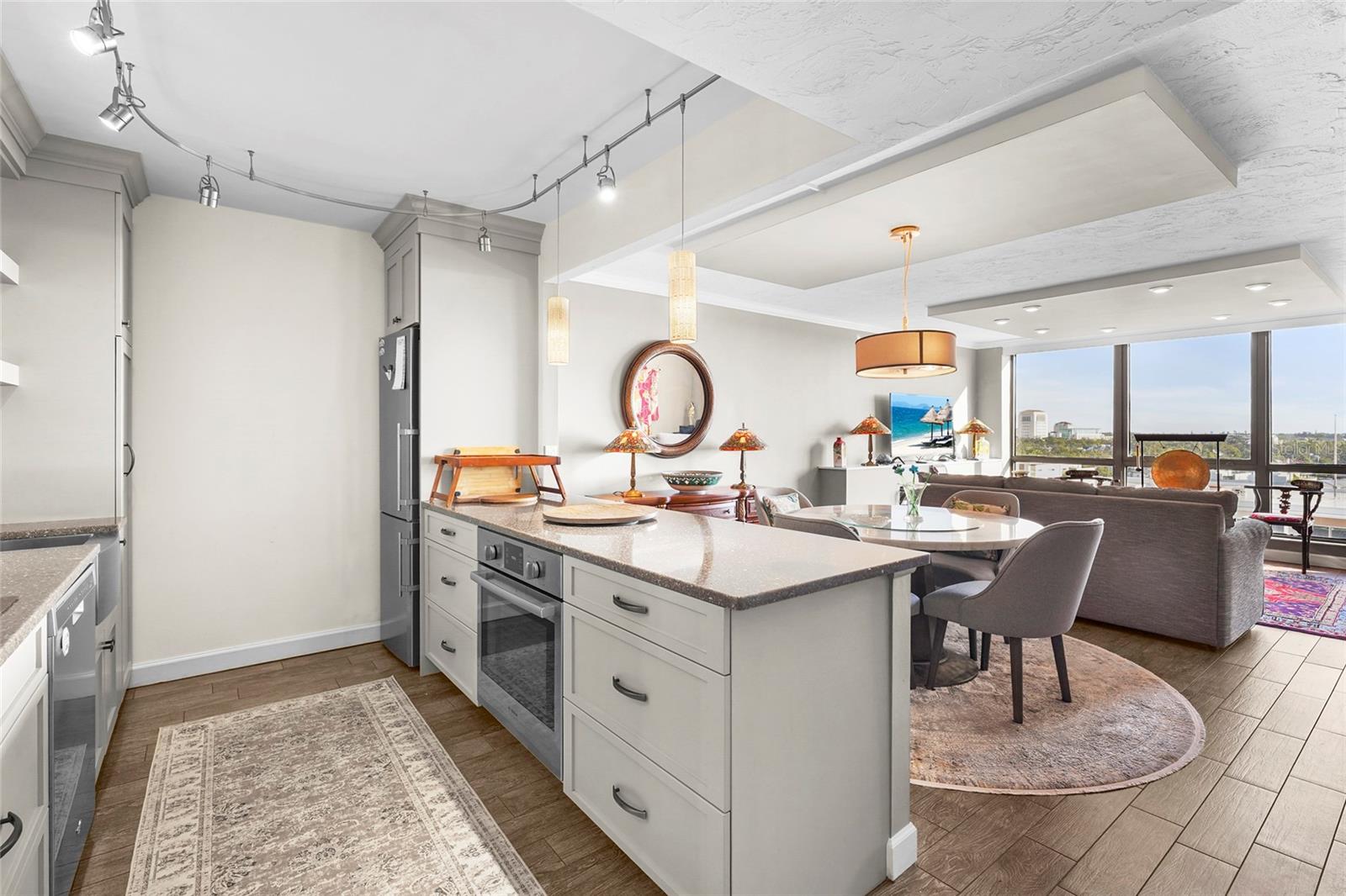 707 S GULFSTREAM AVE #906, SARASOTA, FL, 34236