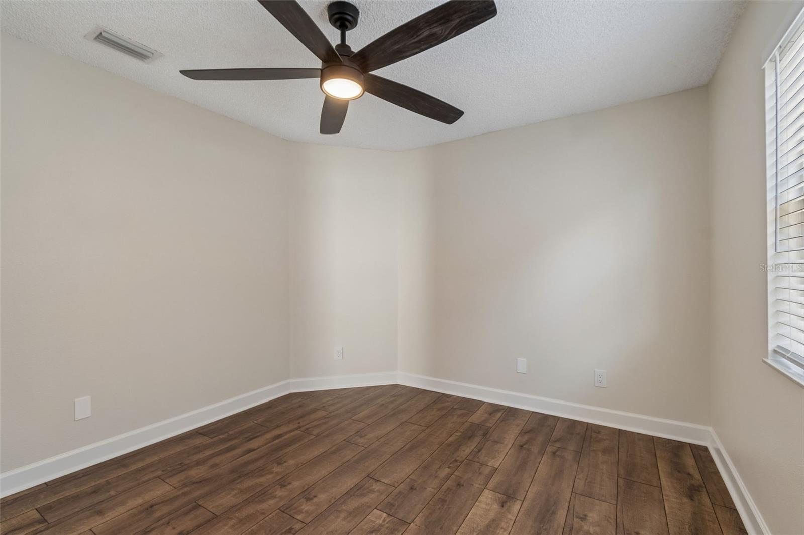 1977 BROOKSTONE WAY, CLEARWATER, FL, 33760