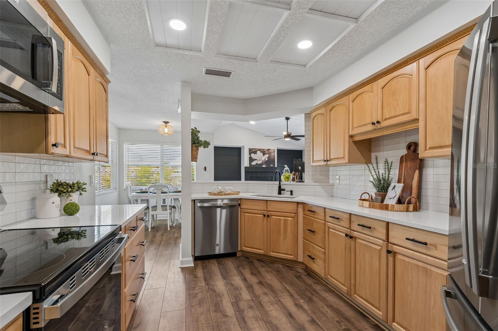 1977 BROOKSTONE WAY, CLEARWATER, FL, 33760