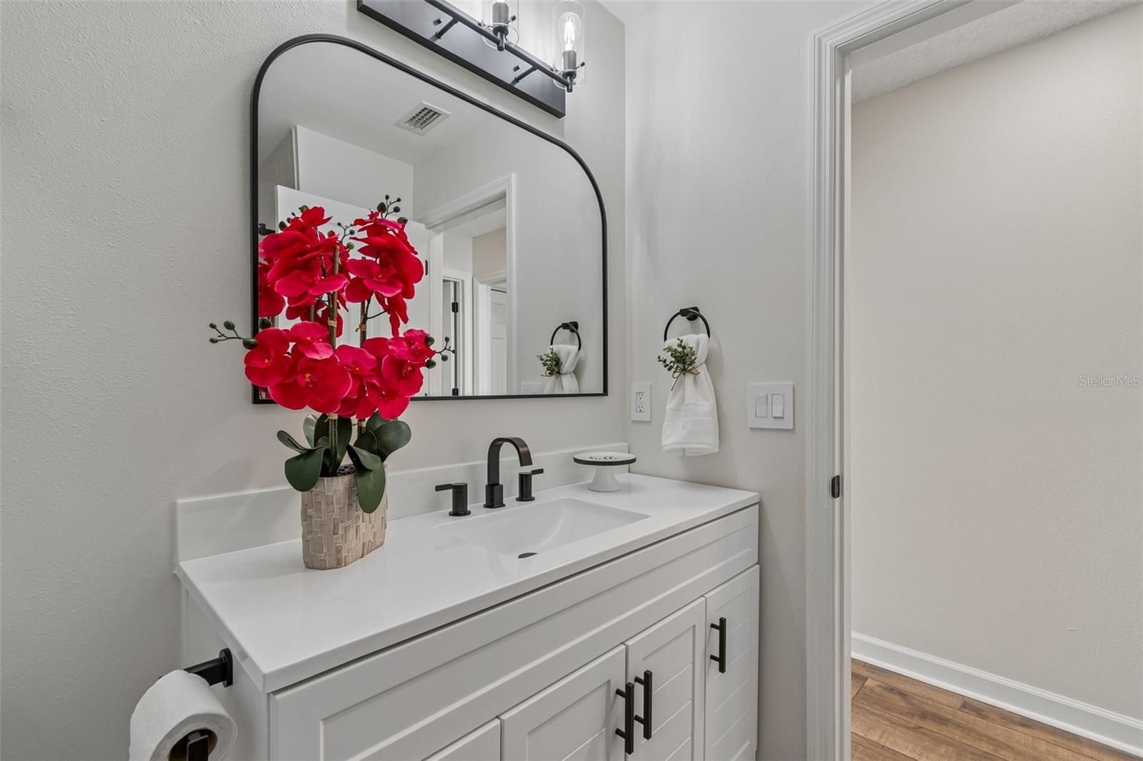 1977 BROOKSTONE WAY, CLEARWATER, FL, 33760