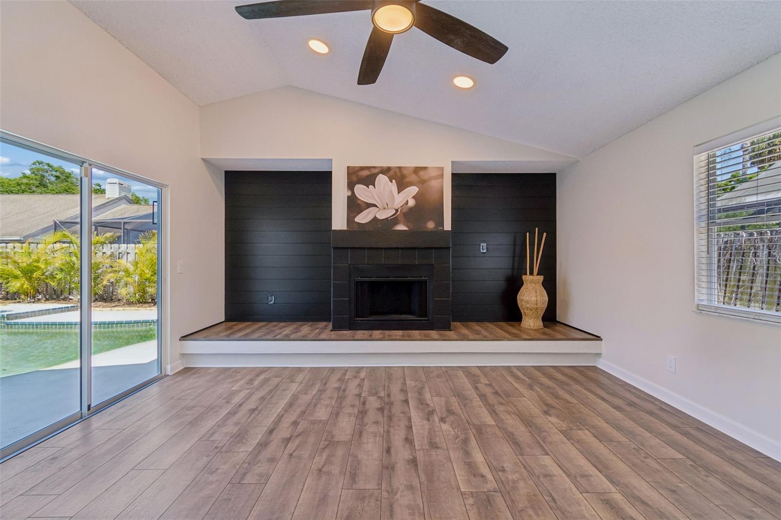 1977 BROOKSTONE WAY, CLEARWATER, FL, 33760