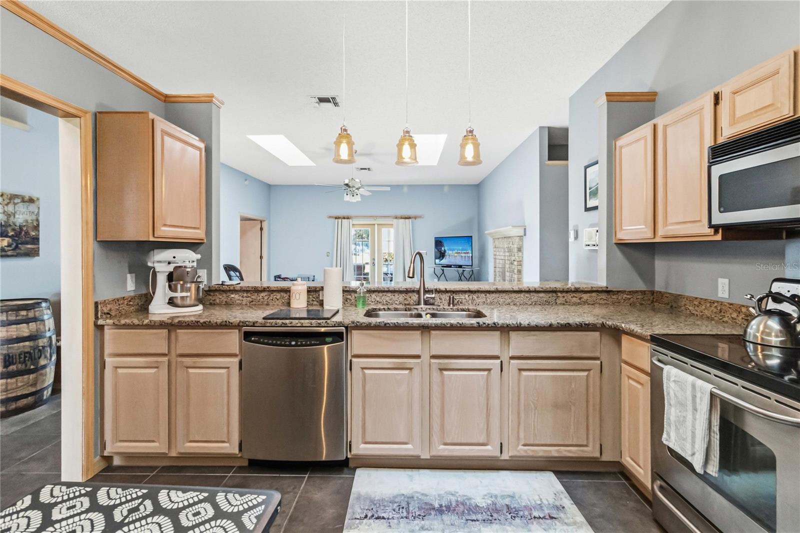 636 ADRIANE PARK CIR, KISSIMMEE, FL, 34744