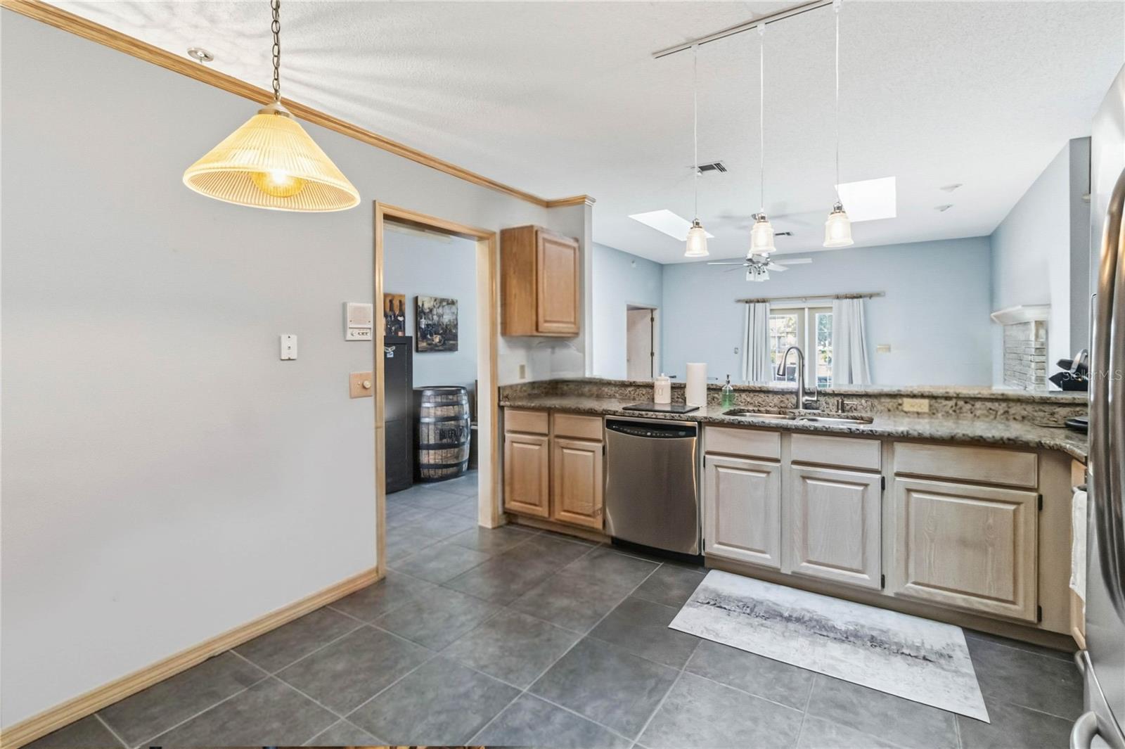 636 ADRIANE PARK CIR, KISSIMMEE, FL, 34744
