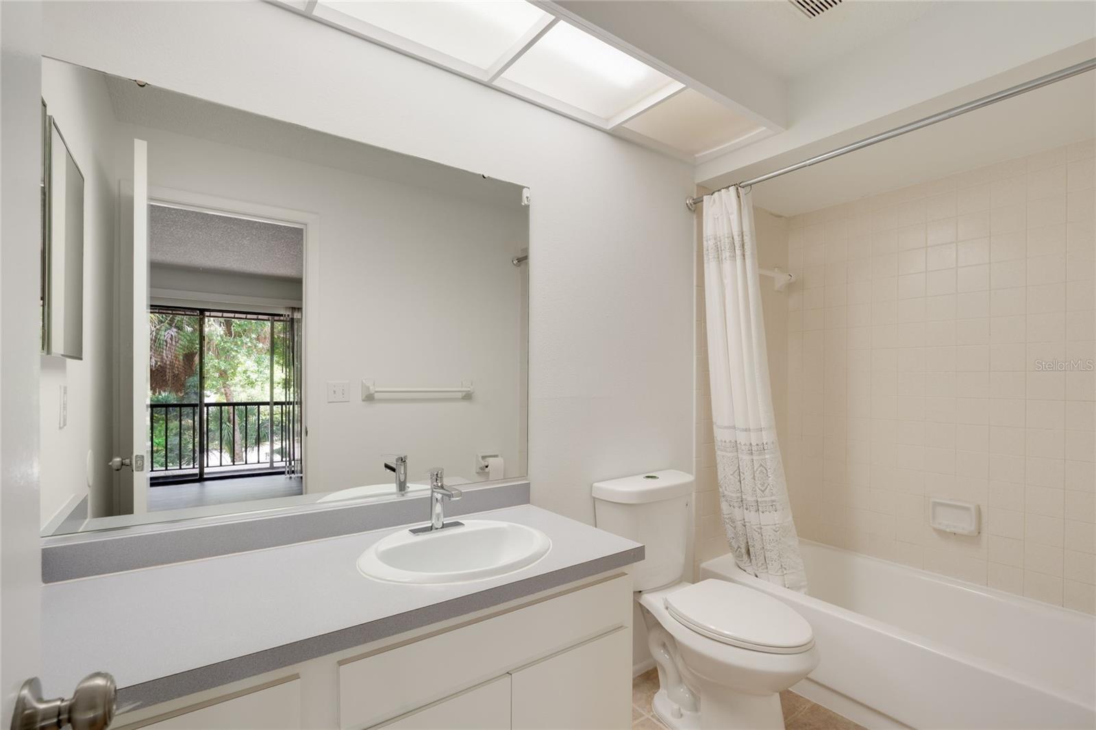 926 SUNRIDGE DR #F1, SARASOTA, FL, 34234