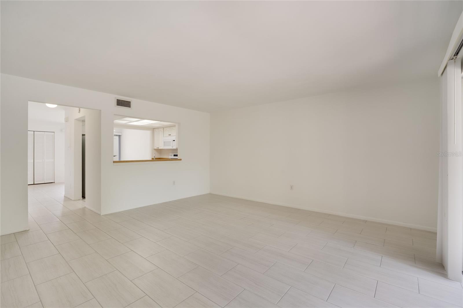 926 SUNRIDGE DR #F1, SARASOTA, FL, 34234
