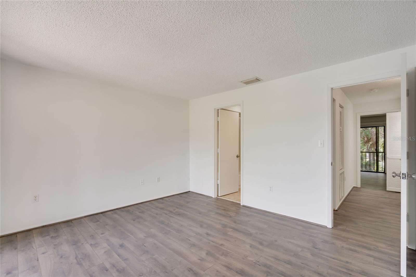 926 SUNRIDGE DR #F1, SARASOTA, FL, 34234