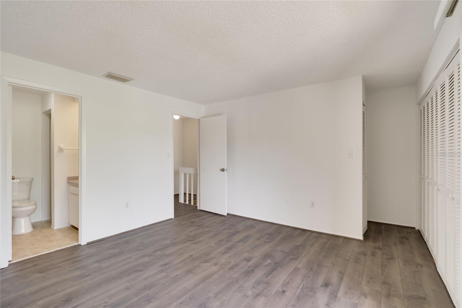 926 SUNRIDGE DR #F1, SARASOTA, FL, 34234