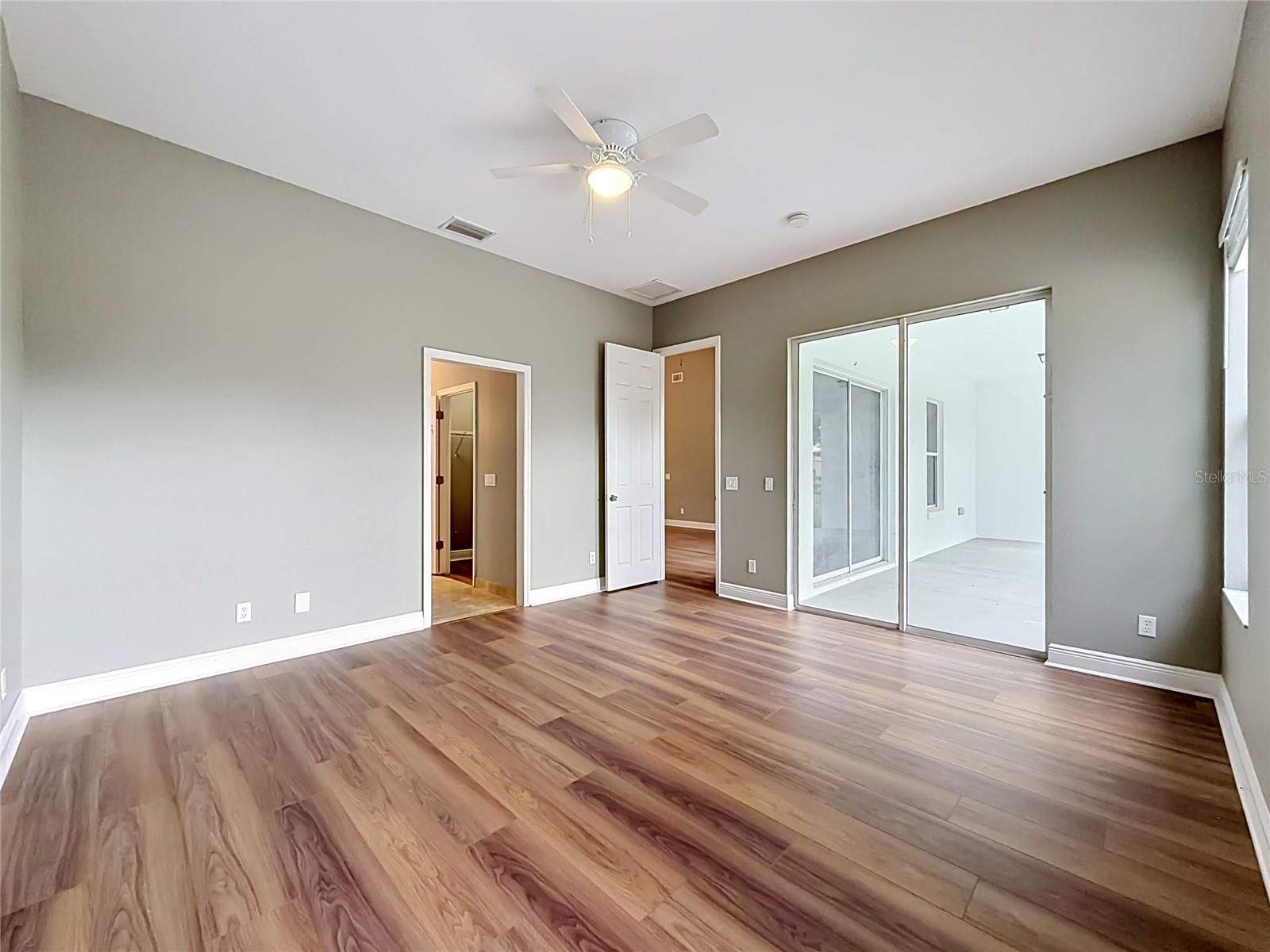 28549 SHIRLEY SHORES RD, TAVARES, FL, 32778