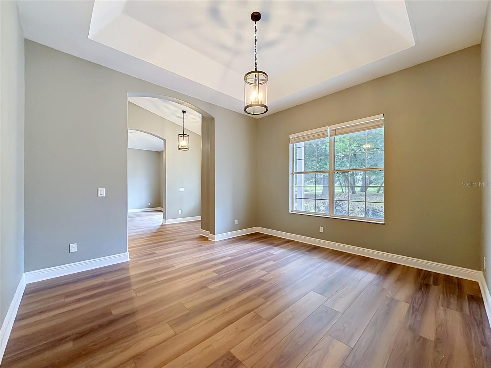 28549 SHIRLEY SHORES RD, TAVARES, FL, 32778