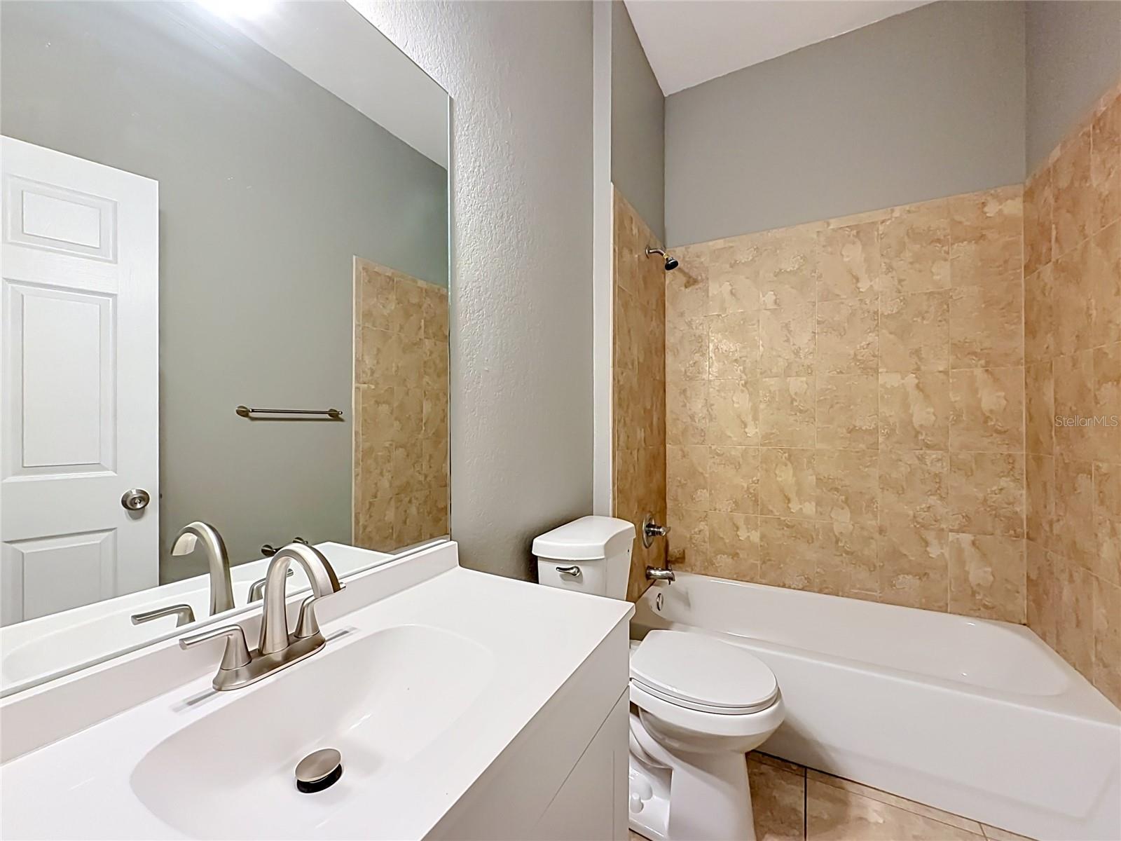 28549 SHIRLEY SHORES RD, TAVARES, FL, 32778