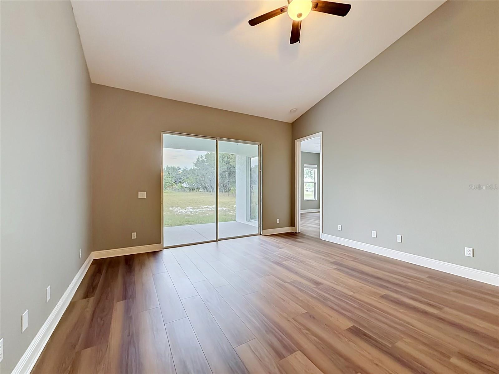 28549 SHIRLEY SHORES RD, TAVARES, FL, 32778
