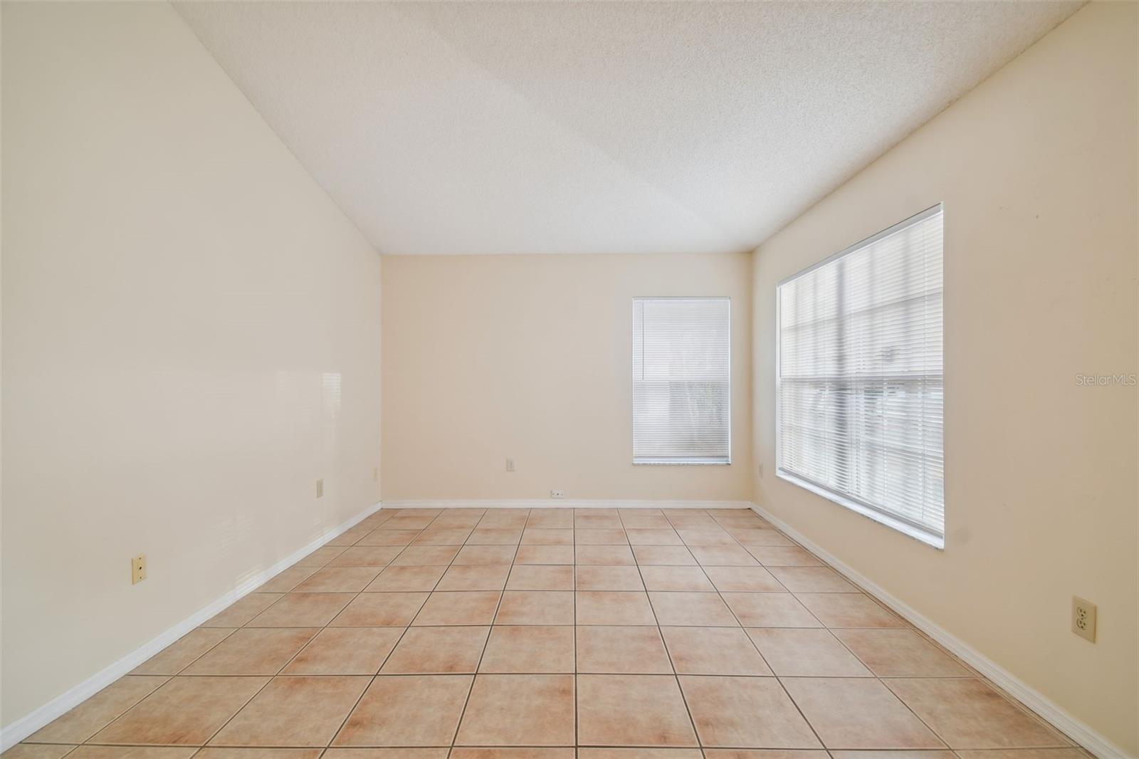 2342 TIOGA DR, LAND O LAKES, FL, 34639