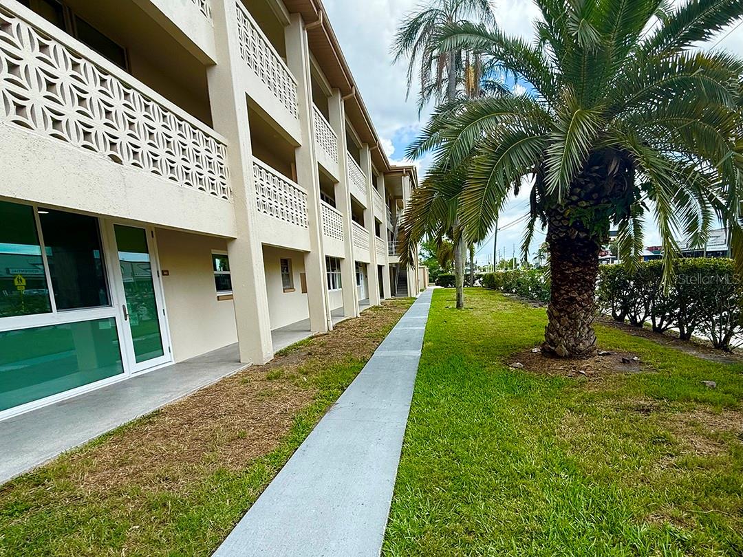 4455 DUHME RD #103, ST PETERSBURG, FL, 33708