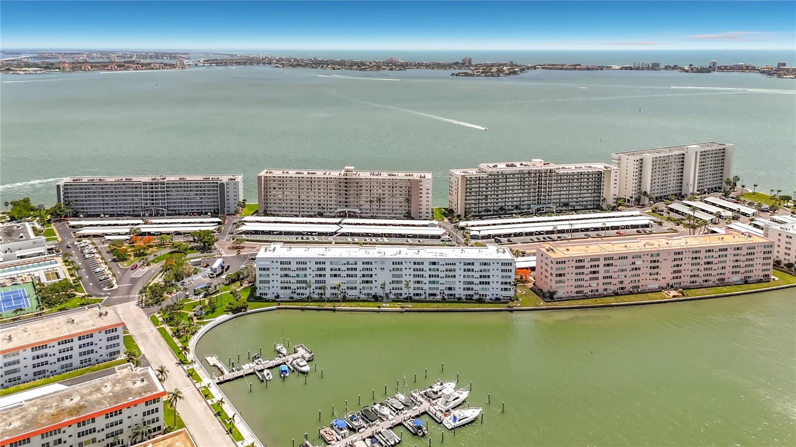 5925 SHORE BLVD S #107, GULFPORT, FL, 33707