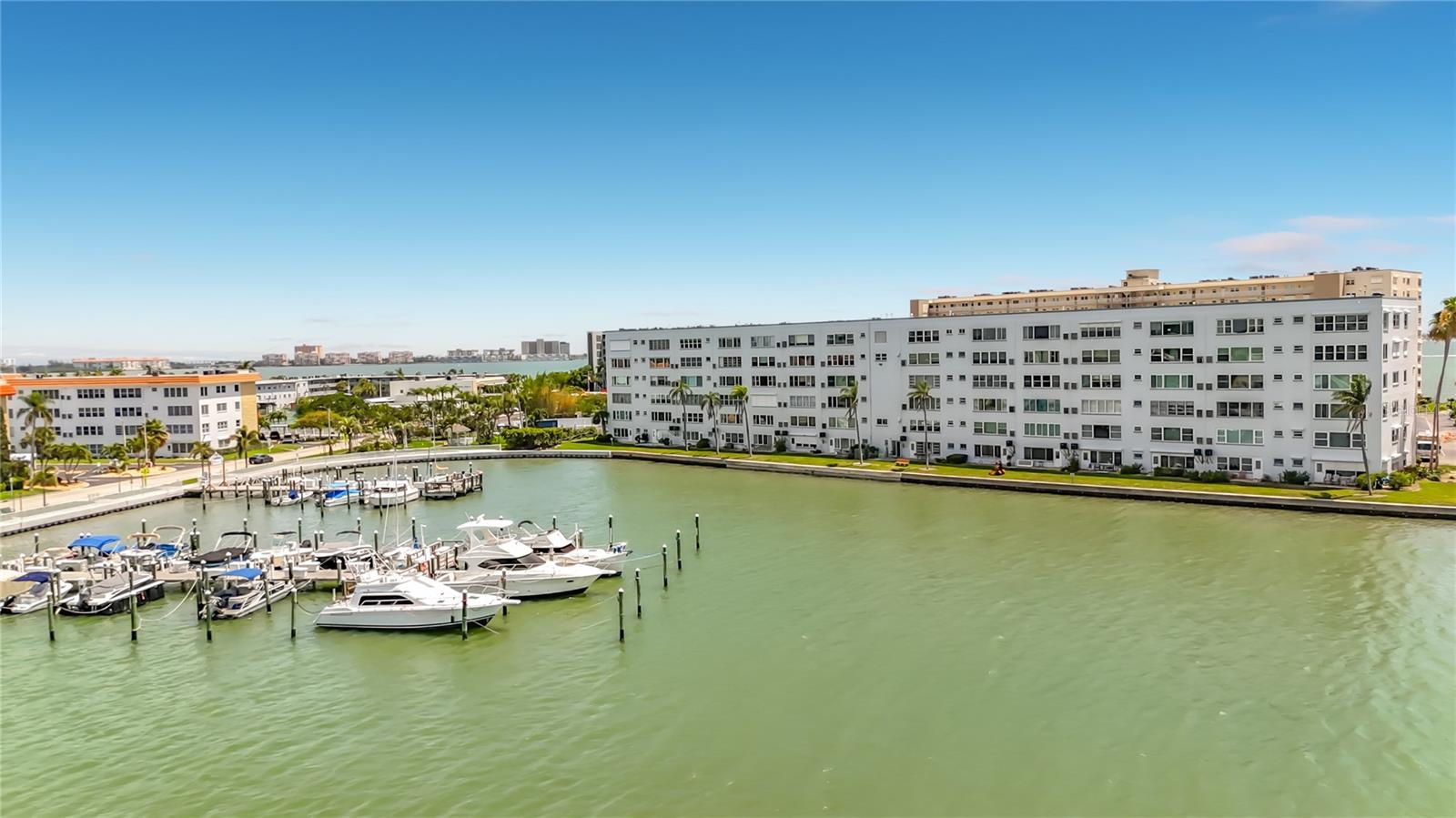 5925 SHORE BLVD S #107, GULFPORT, FL, 33707