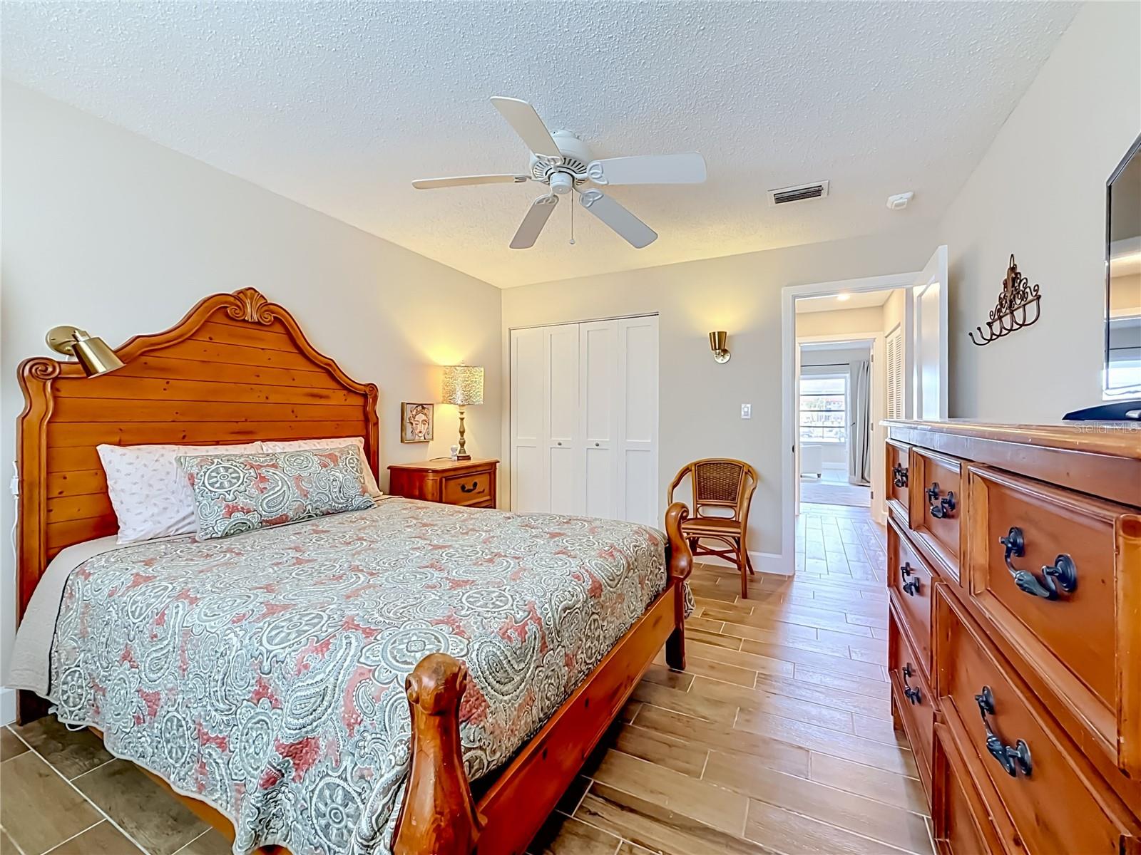 5925 SHORE BLVD S #107, GULFPORT, FL, 33707