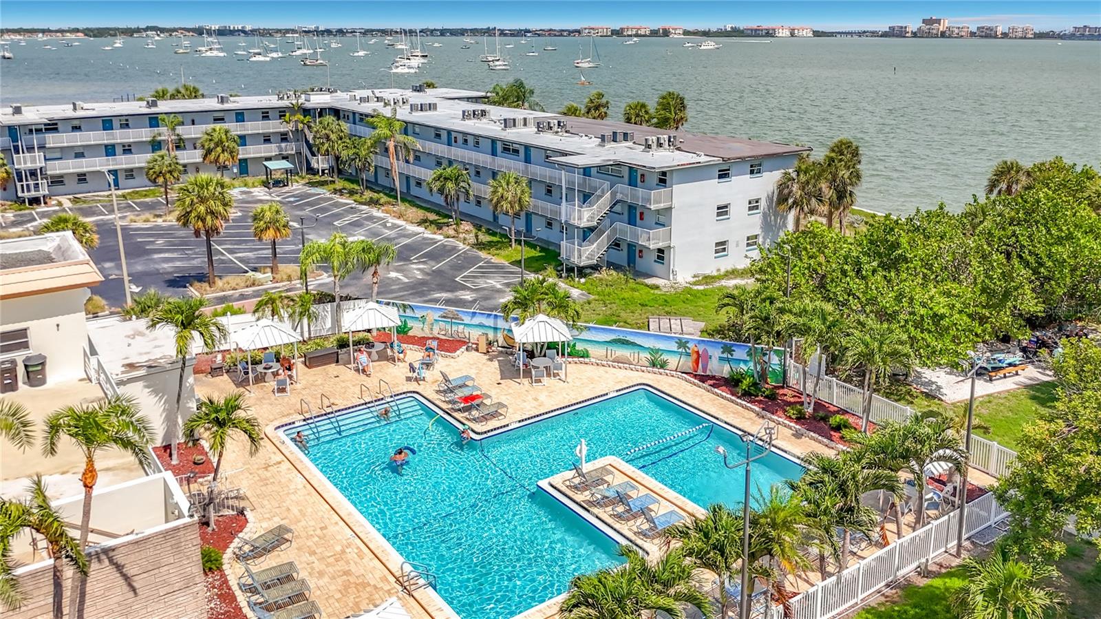 5925 SHORE BLVD S #107, GULFPORT, FL, 33707