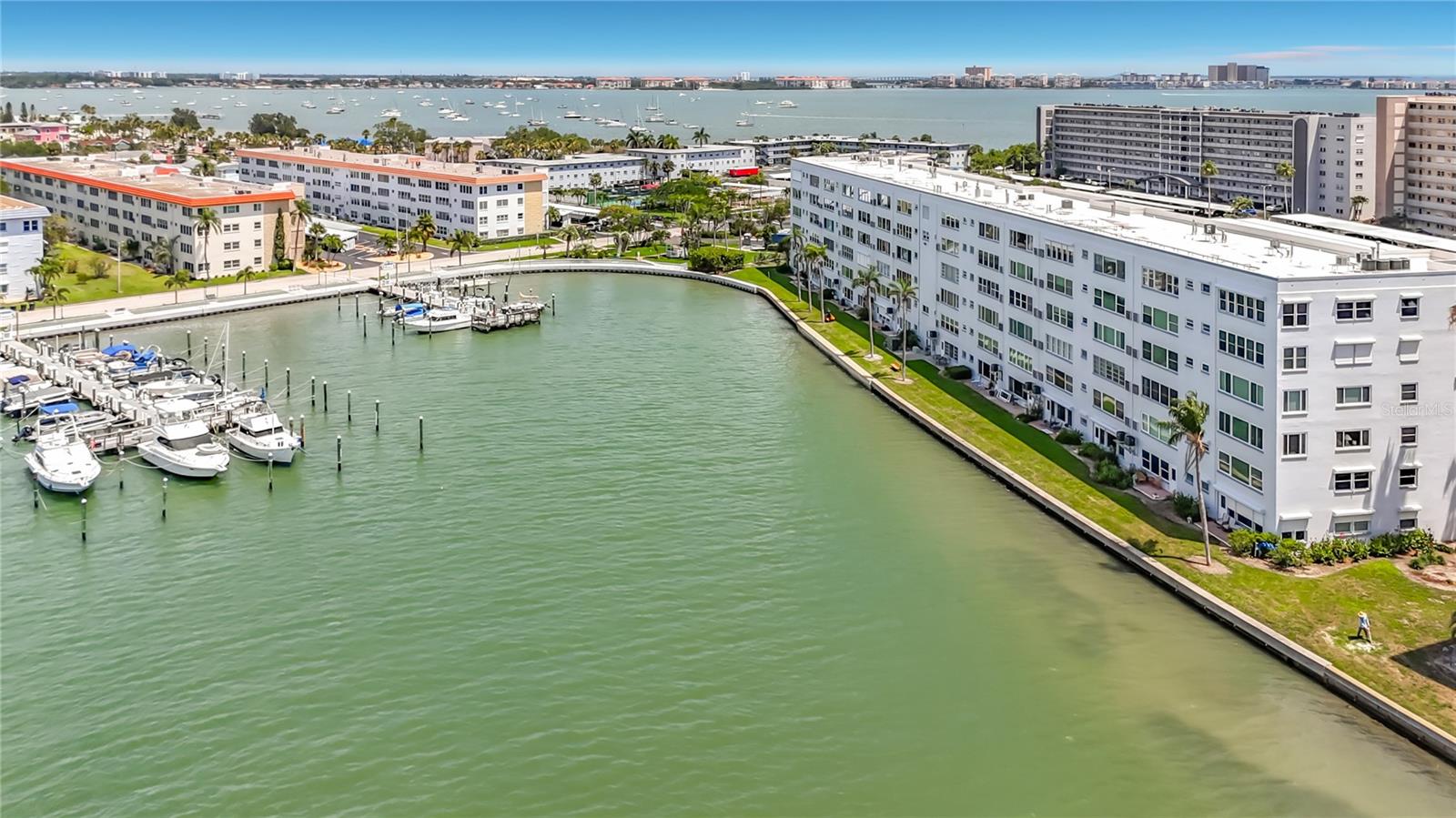 5925 SHORE BLVD S #107, GULFPORT, FL, 33707