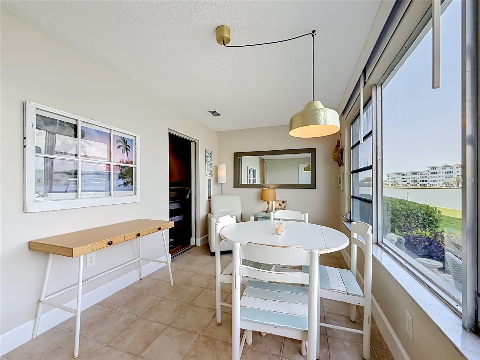 5925 SHORE BLVD S #107, GULFPORT, FL, 33707