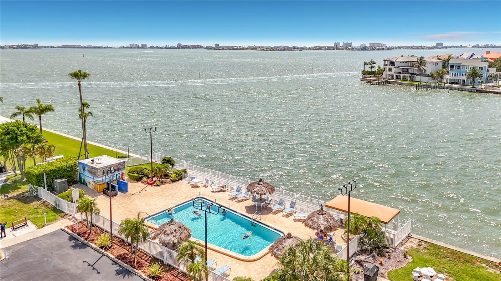 5925 SHORE BLVD S #107, GULFPORT, FL, 33707