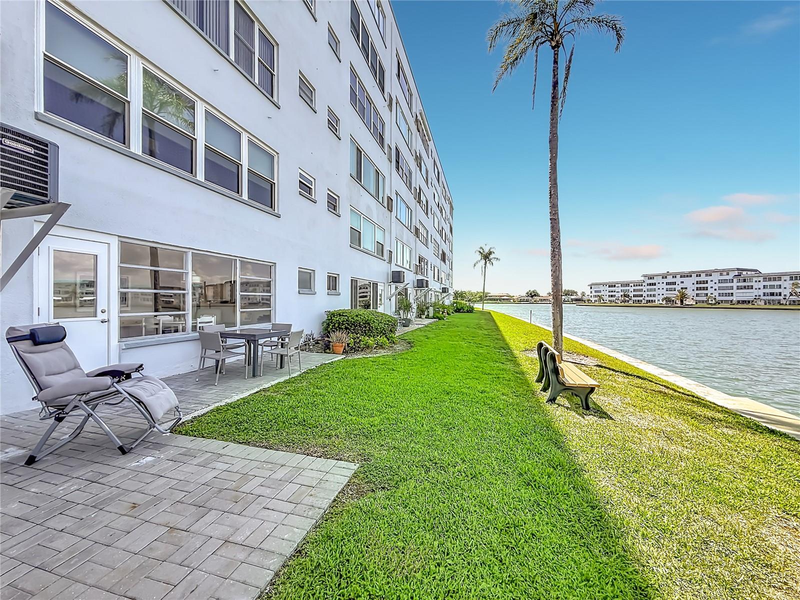 5925 SHORE BLVD S #107, GULFPORT, FL, 33707