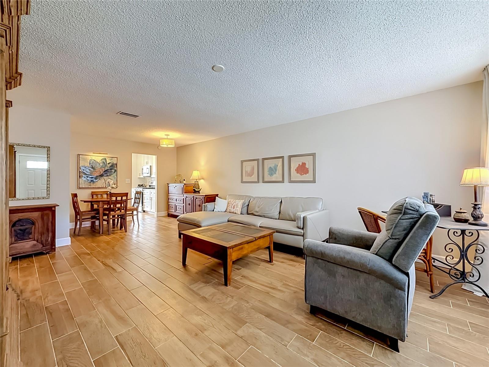 5925 SHORE BLVD S #107, GULFPORT, FL, 33707