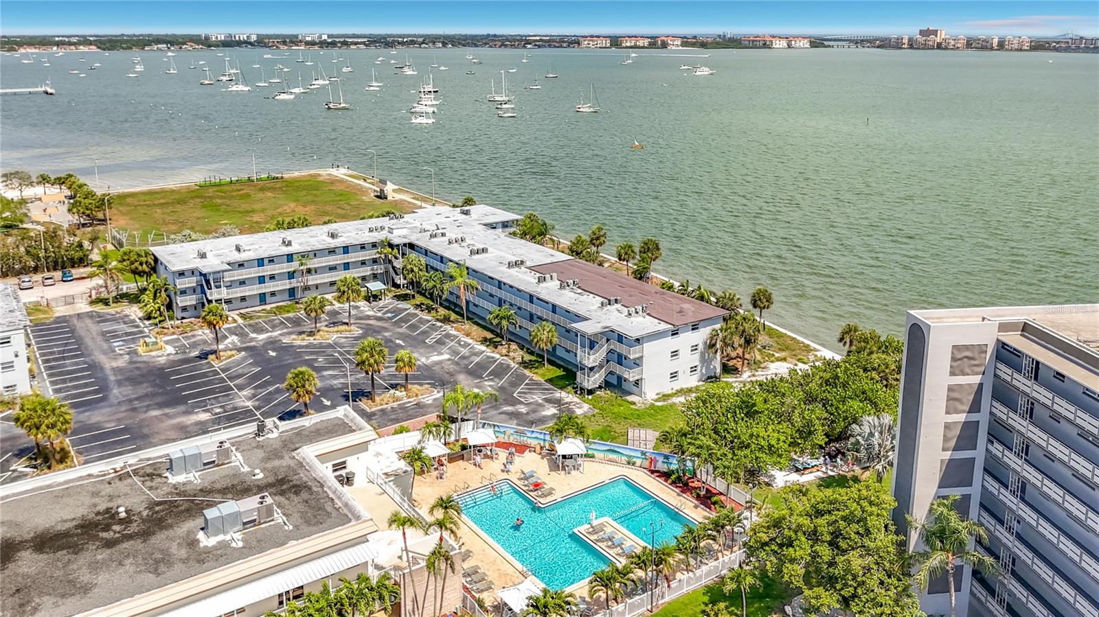 5925 SHORE BLVD S #107, GULFPORT, FL, 33707