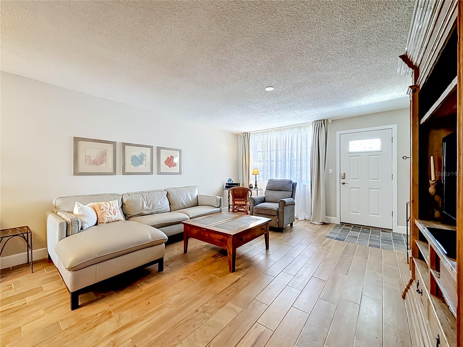 5925 SHORE BLVD S #107, GULFPORT, FL, 33707
