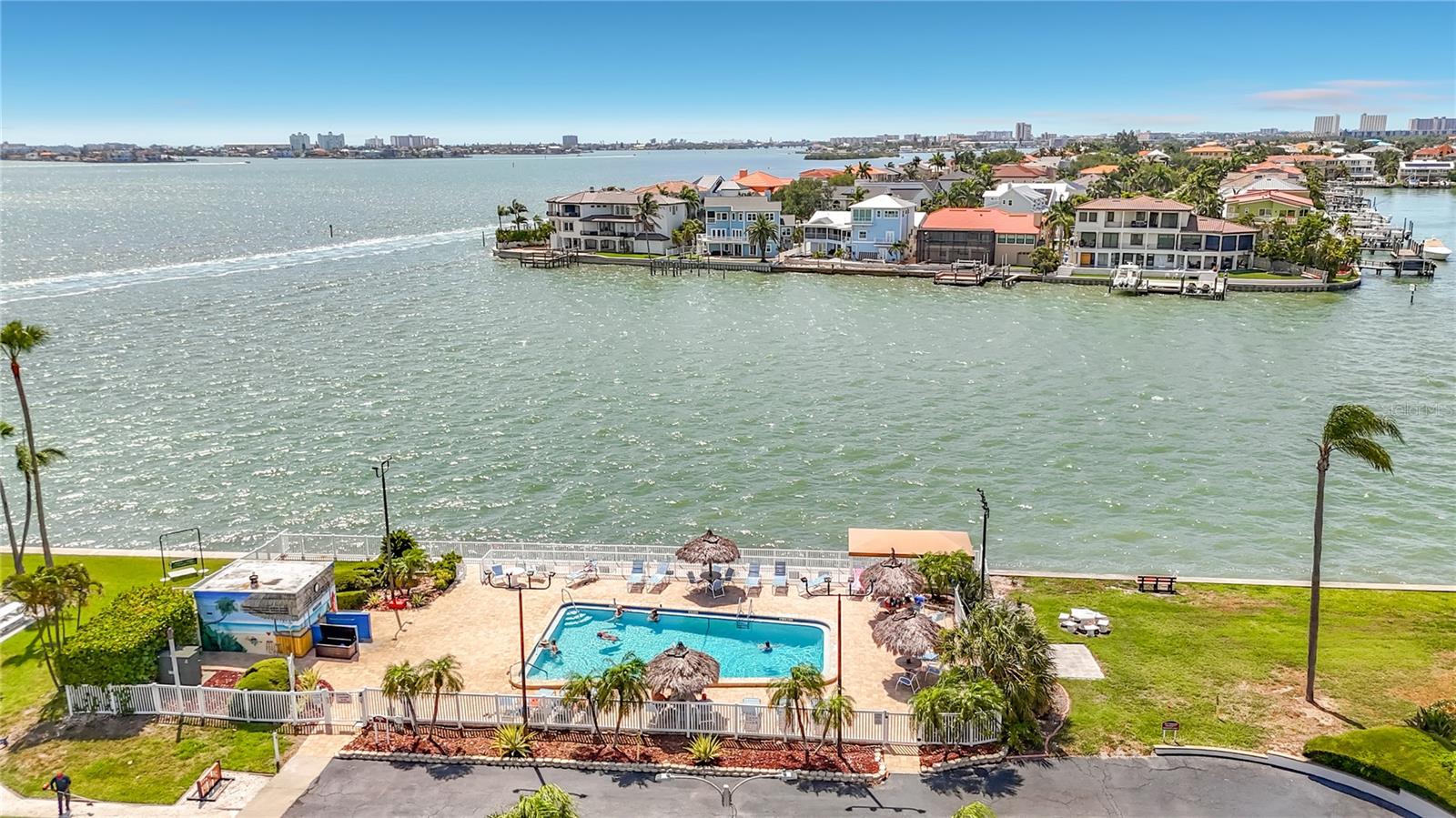 5925 SHORE BLVD S #107, GULFPORT, FL, 33707