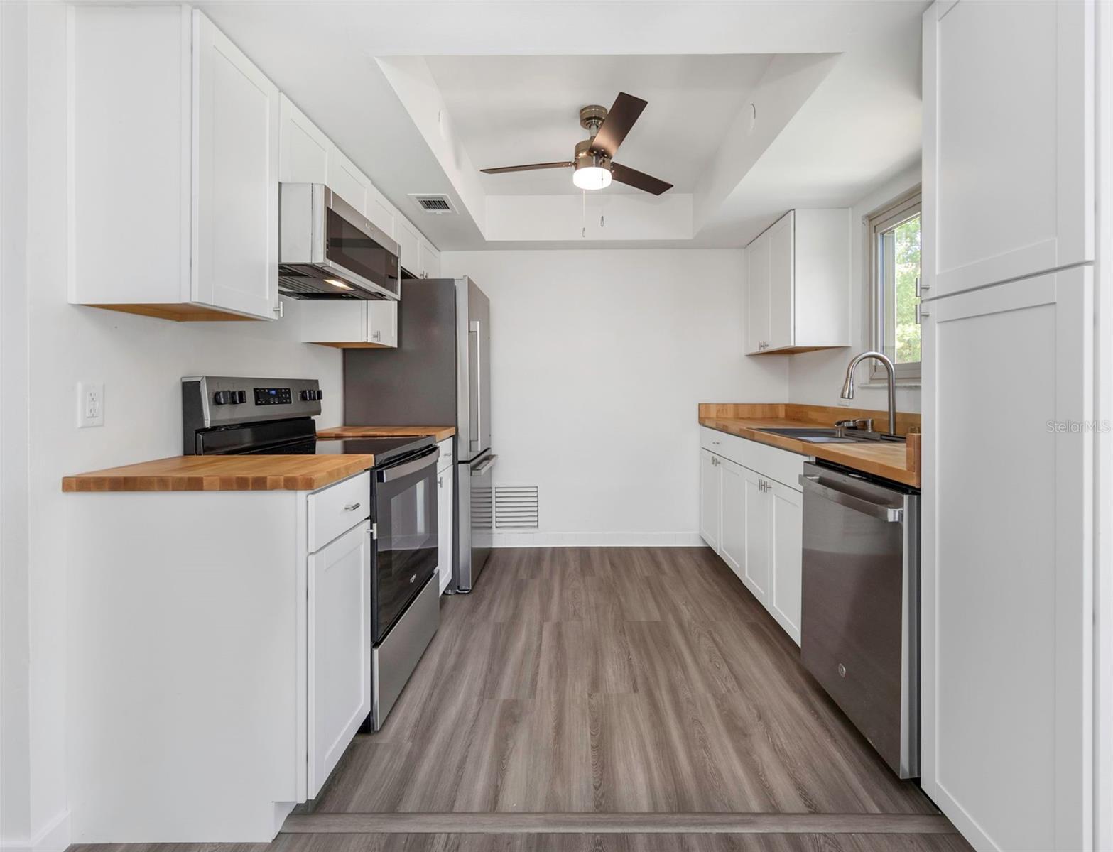 1414 CASTLEWORKS LN, TARPON SPRINGS, FL, 34689