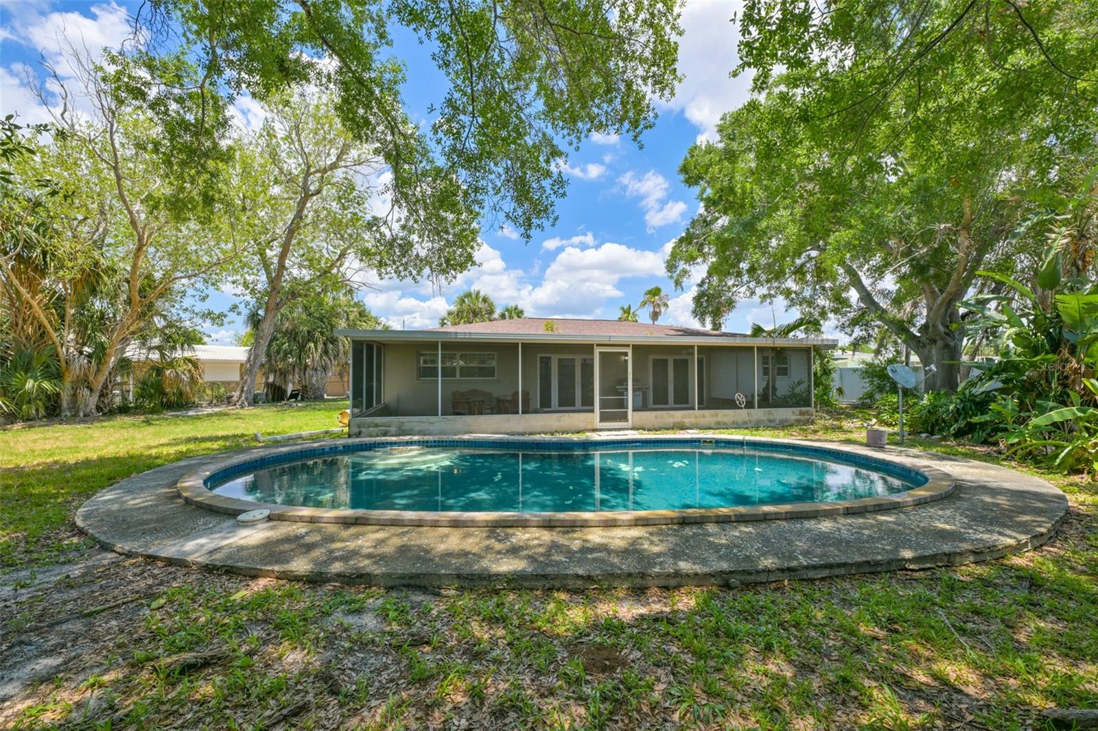 8410 LAVA PL, TAMPA, FL, 33615