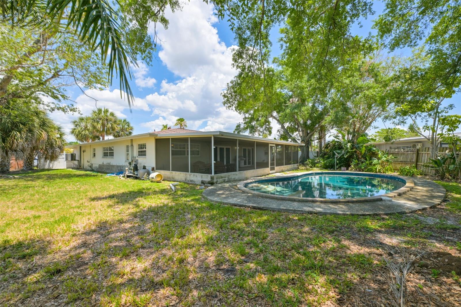 8410 LAVA PL, TAMPA, FL, 33615