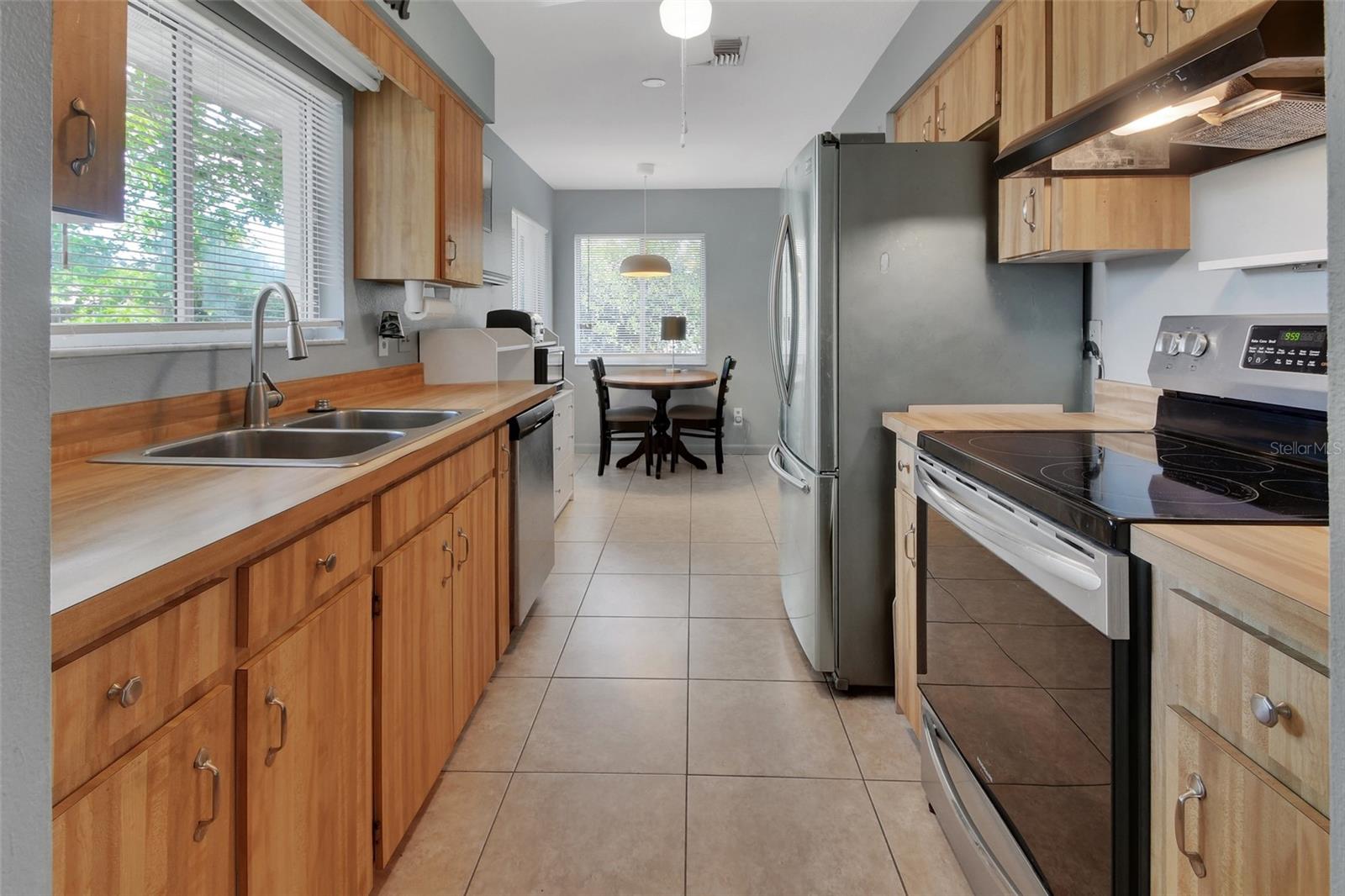 1131 ABAGAIL DR, DELTONA, FL, 32725