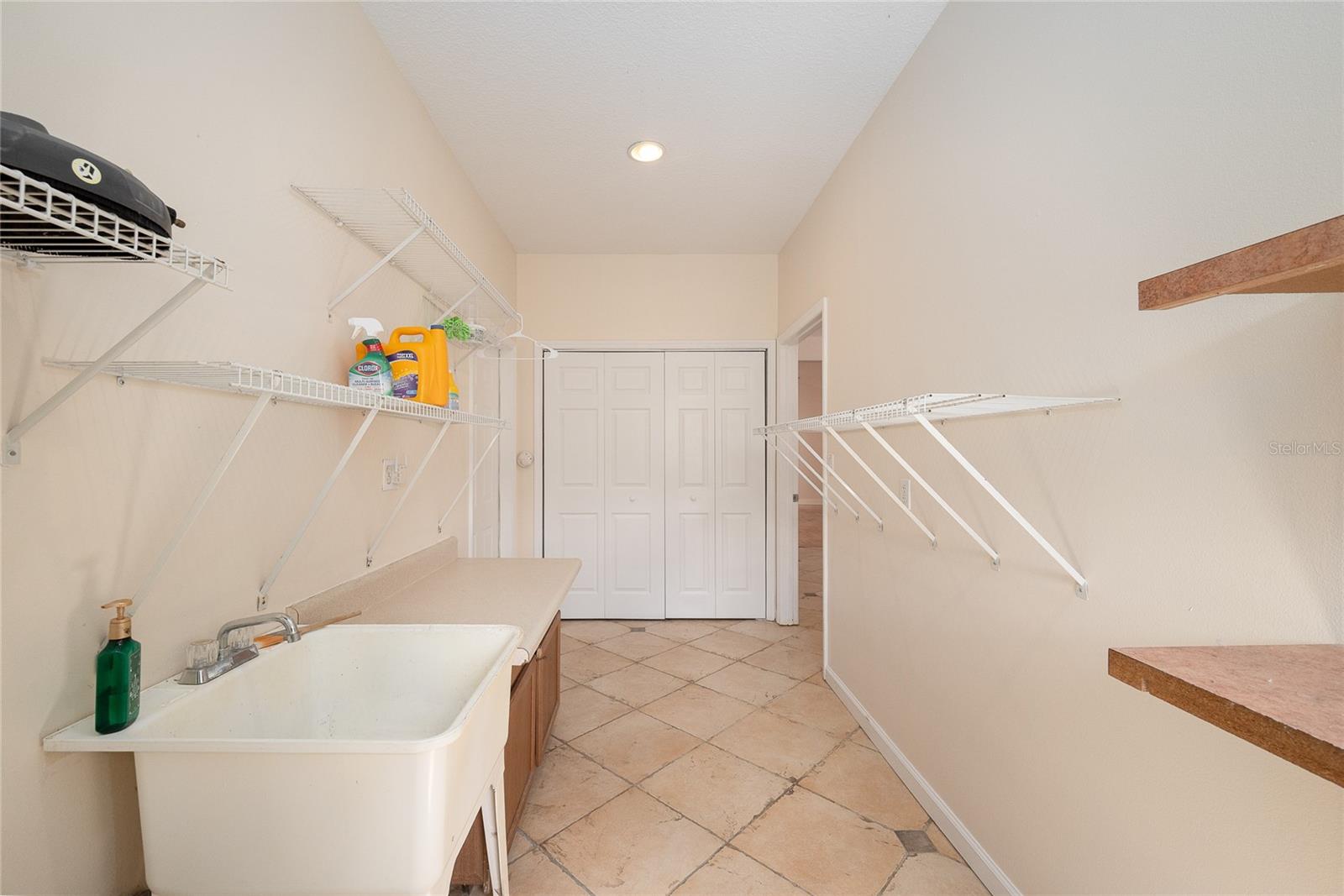1015 VENETIAN AVE, ORLANDO, FL, 32804