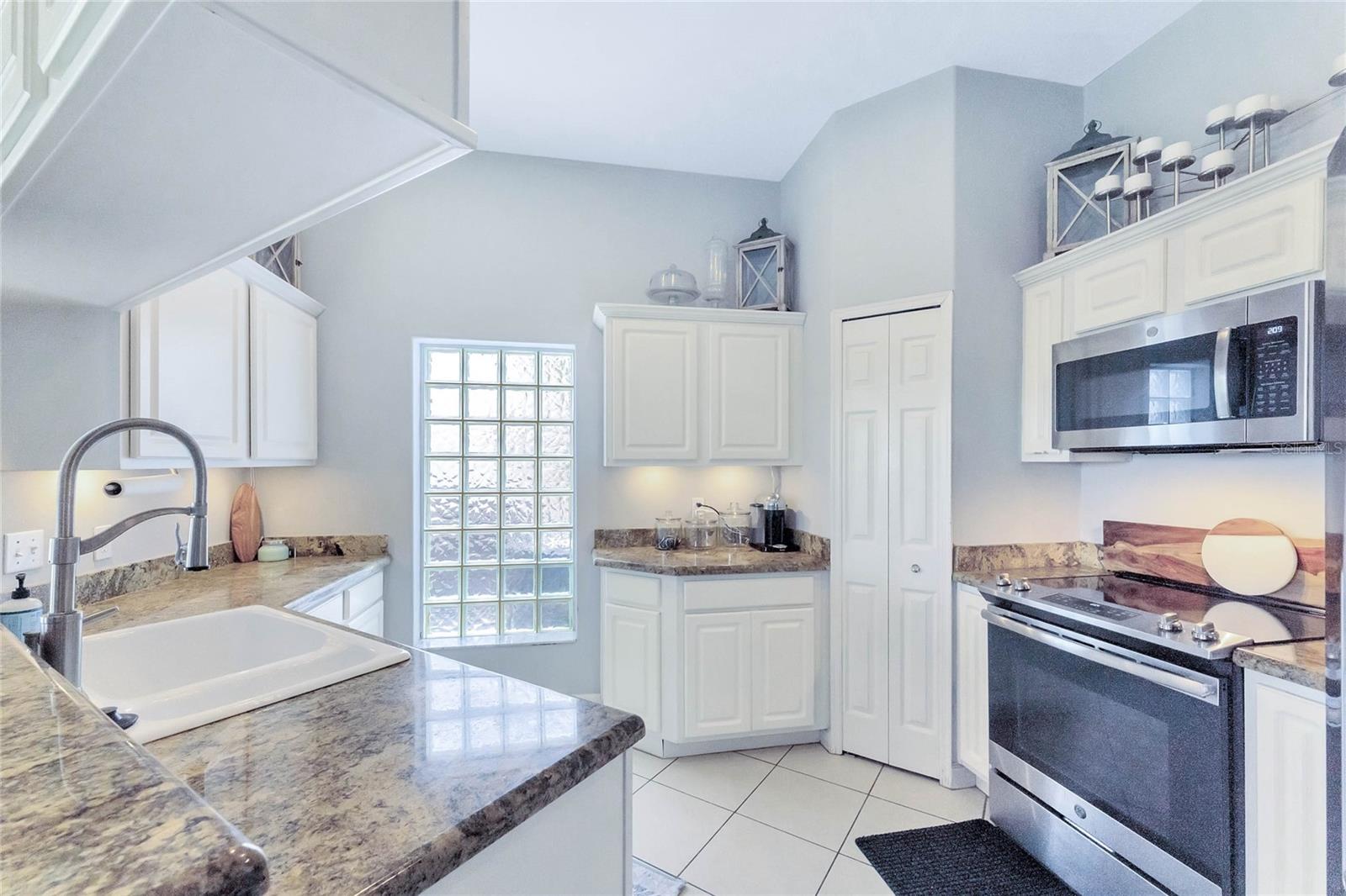 7204 BAY CLUB WAY, ORLANDO, FL, 32835