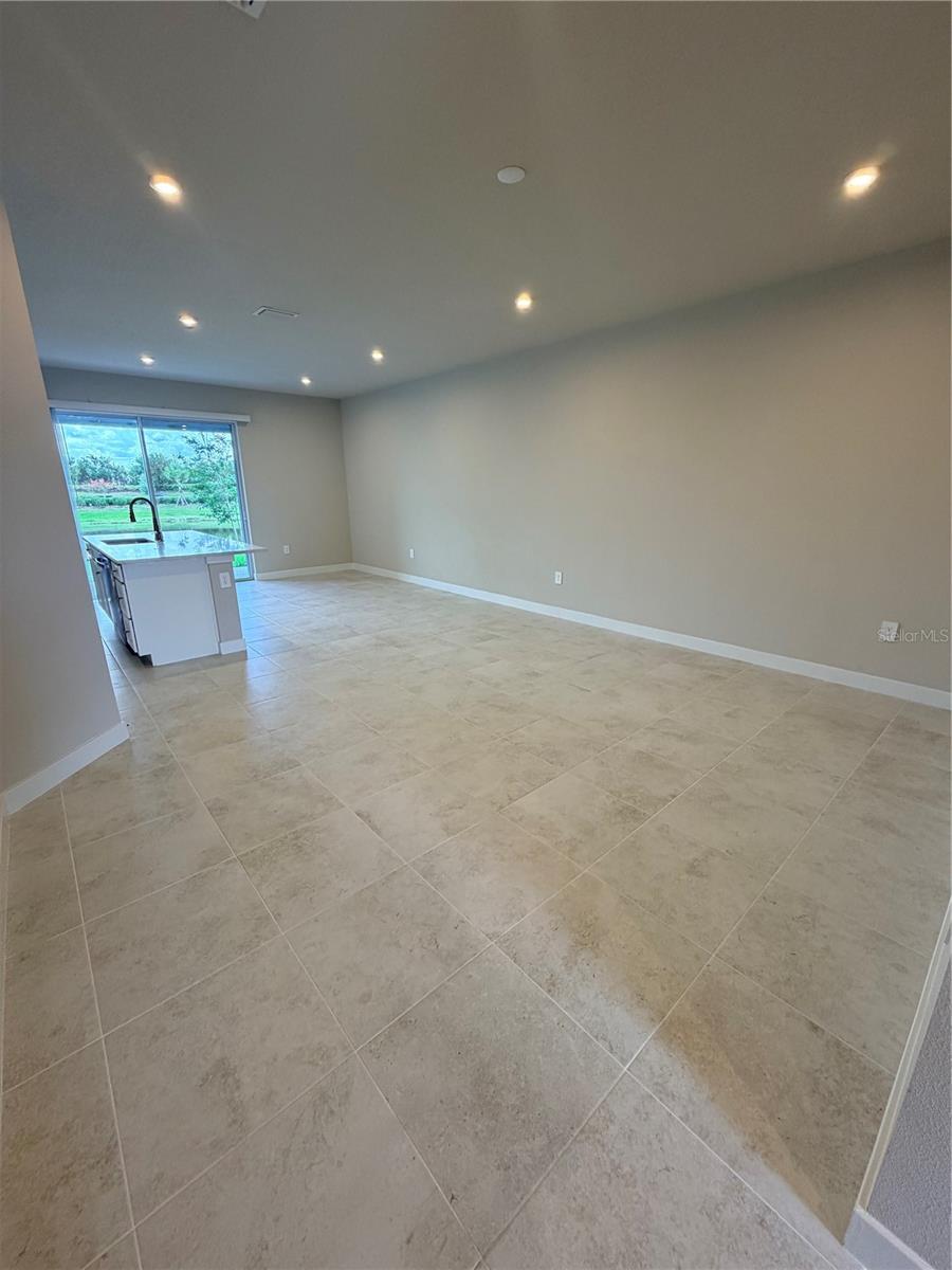 12314 AMBER CREEK CIR, BRADENTON, FL, 34211