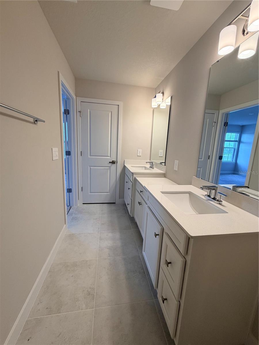 12314 AMBER CREEK CIR, BRADENTON, FL, 34211