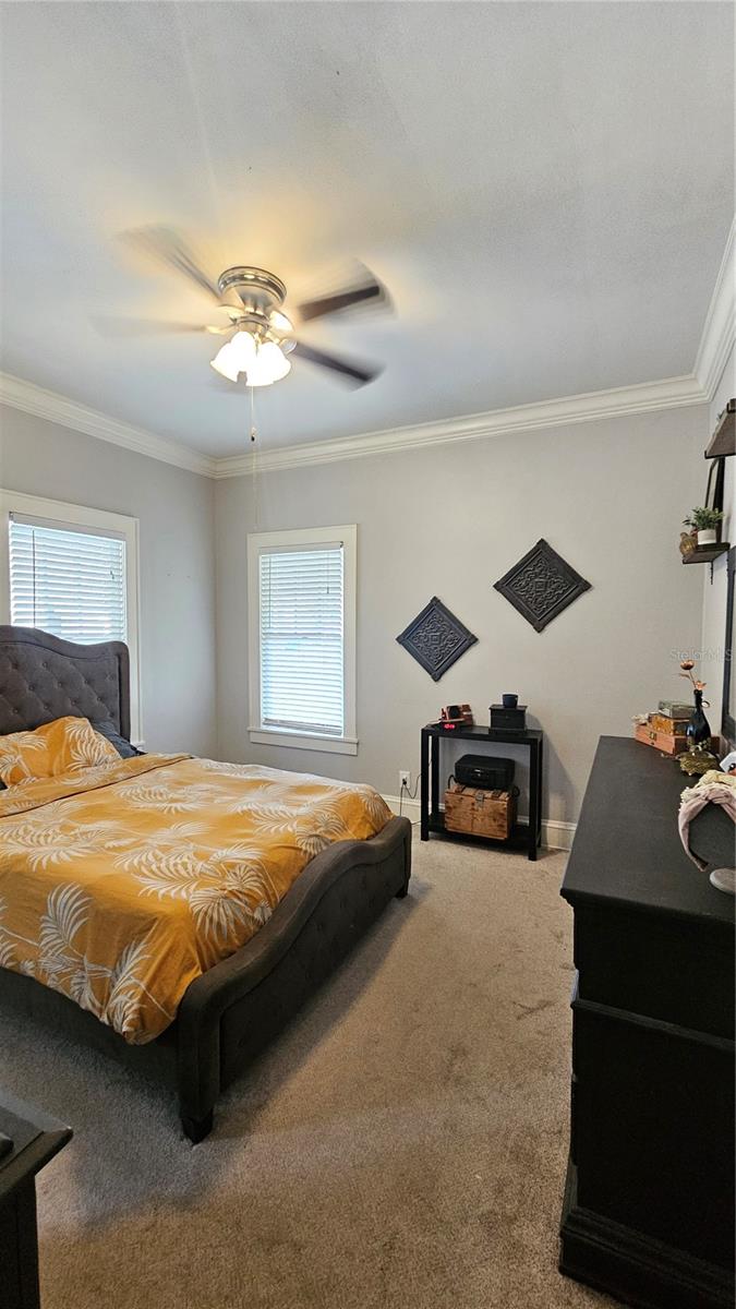 1001 E GILCHRIST ST, PLANT CITY, FL, 33563