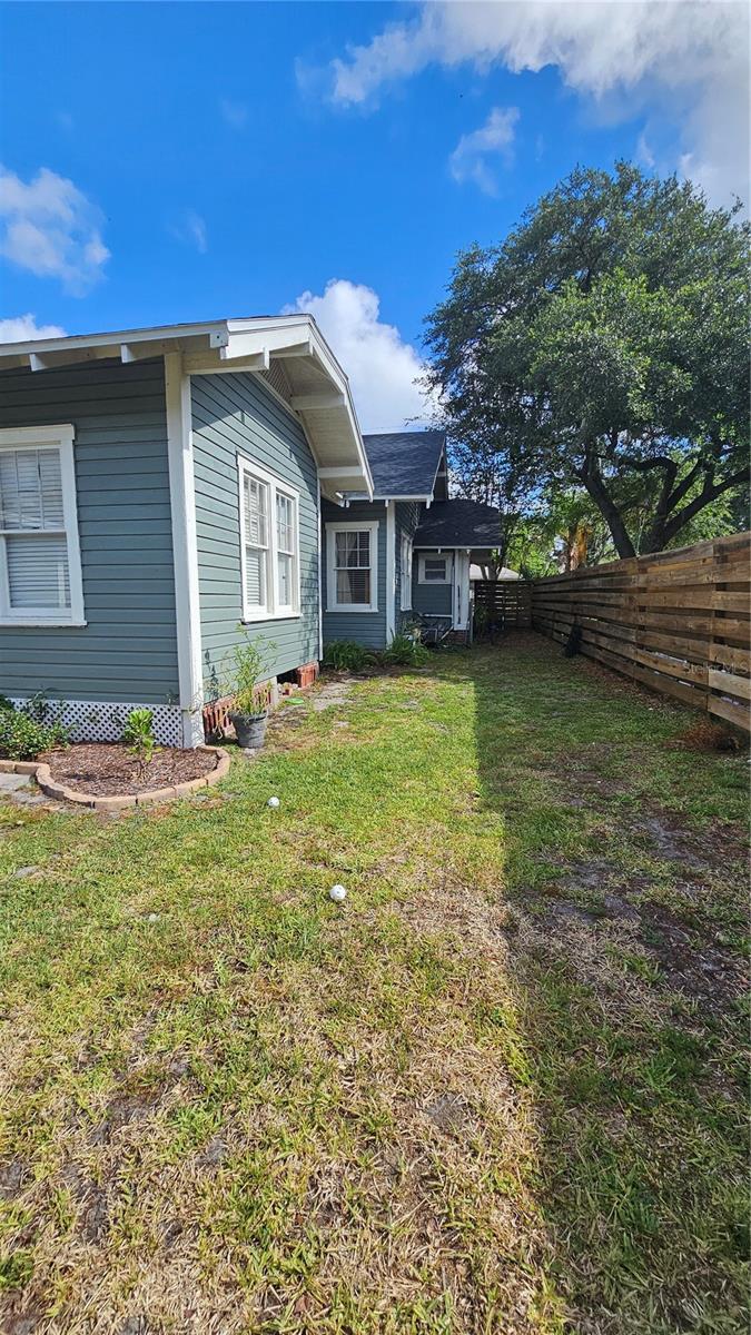 1001 E GILCHRIST ST, PLANT CITY, FL, 33563