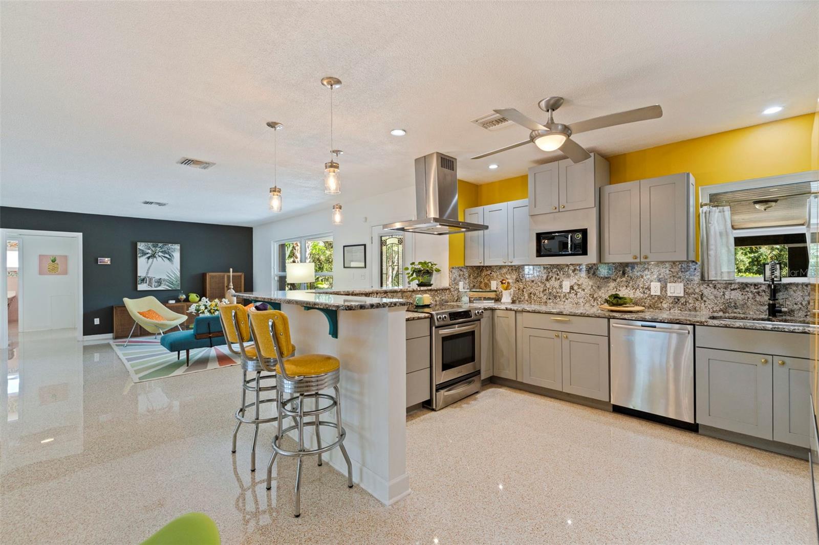 2700 DESOTO WAY S, ST PETERSBURG, FL, 33712