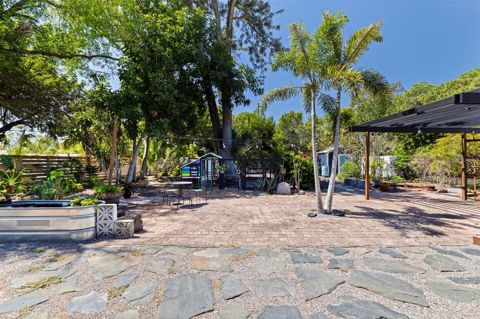 2700 DESOTO WAY S, ST PETERSBURG, FL, 33712