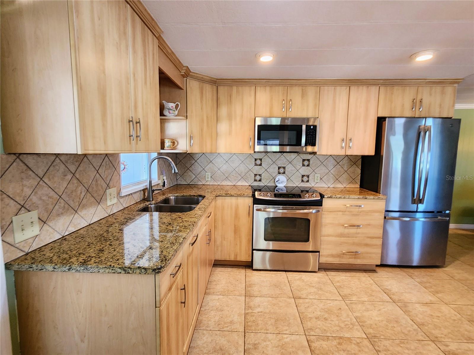 20 N FLORA VISTA ST, ENGLEWOOD, FL, 34223