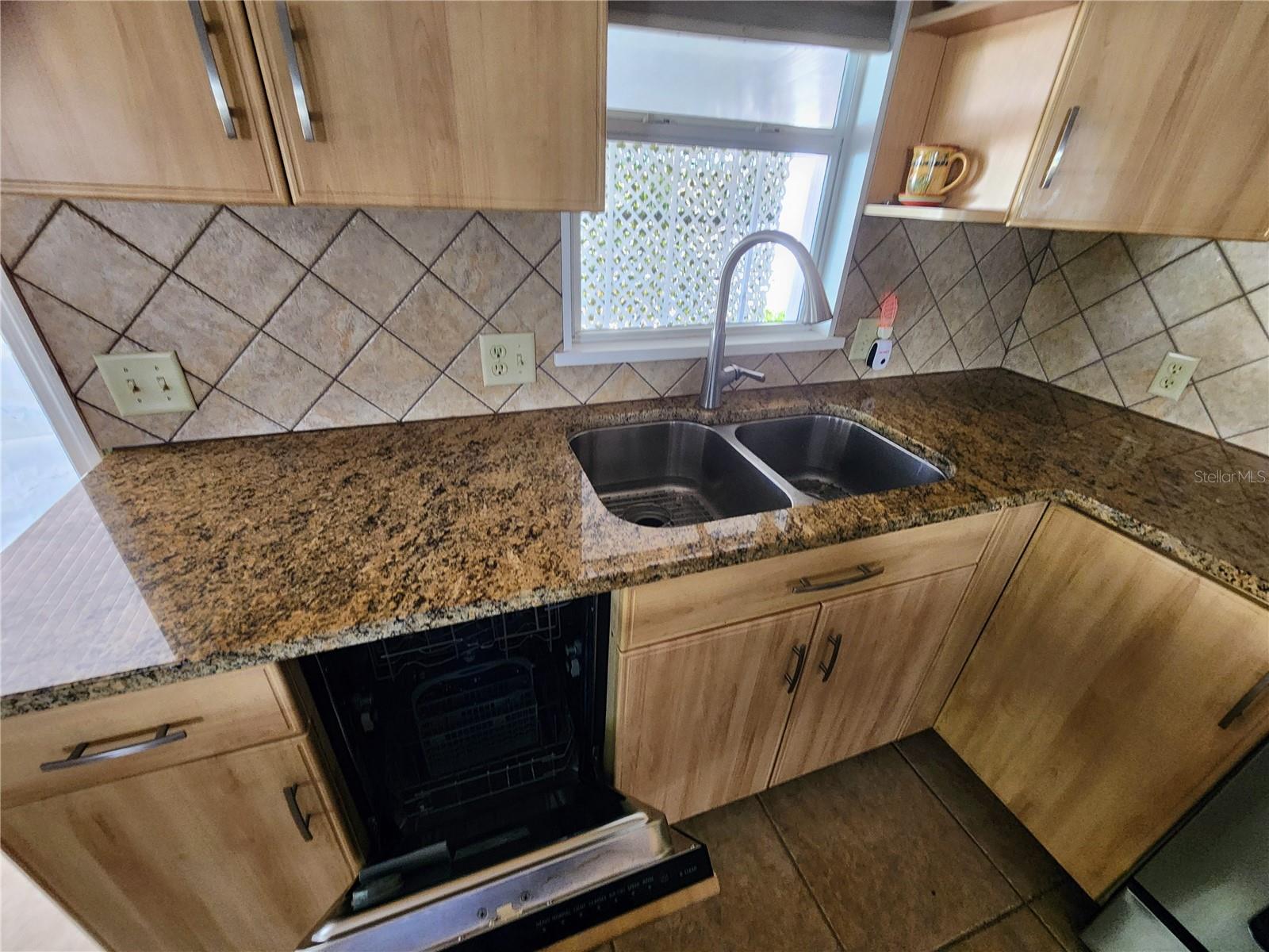 20 N FLORA VISTA ST, ENGLEWOOD, FL, 34223